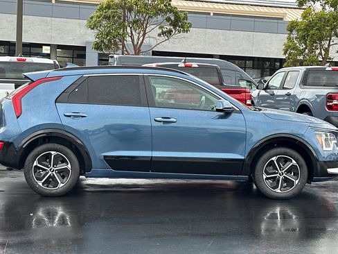 New 2026 Kia Niro SX image 3