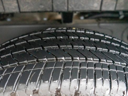 Used 2025 GMC Sierra 1500 Denali Ultimate image 40