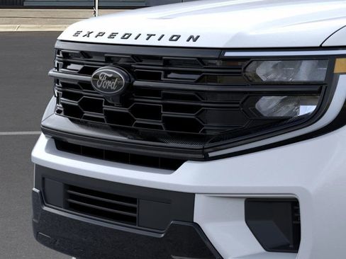 New 2025 Ford Expedition Platinum w/ Stealth Performance Package image 17