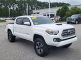 Used 2017 Toyota Tacoma TRD Sport image 2