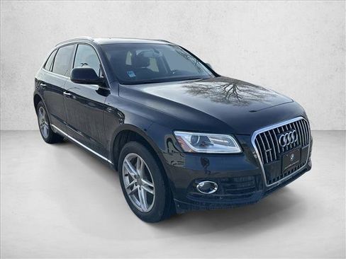 Used 2016 Audi Q5 2.0T Premium Plus w/ Technology Package image 3