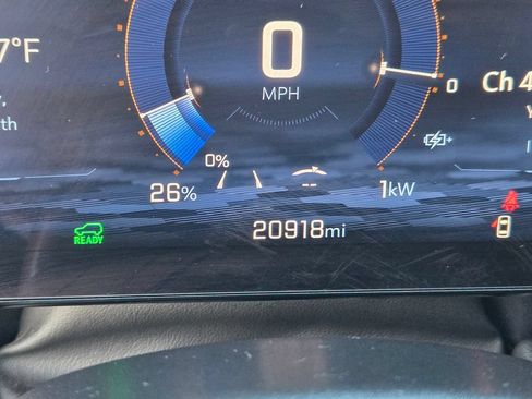 Used 2024 Chevrolet Blazer EV LT AWD/4WD image 19