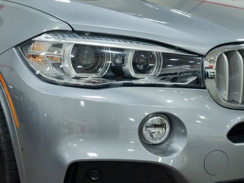 Used 2018 BMW X5 xDrive50i w/ M Sport Package image 12