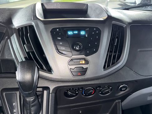 Used 2017 Ford Transit 150 148 Medium Roof image 18