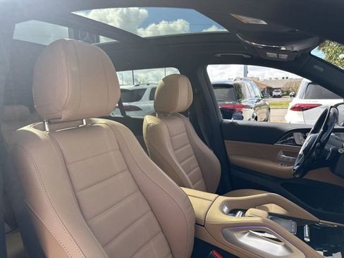 Certified 2024 Mercedes-Benz GLS 580 4MATIC image 37