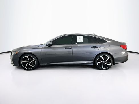 Used 2018 Honda Accord Sport image 4