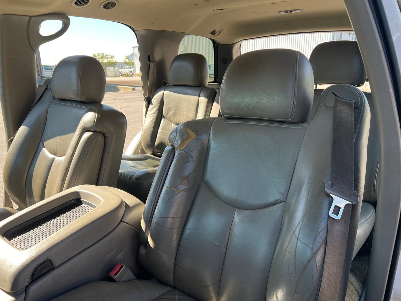 Used 2003 Chevrolet Tahoe LT AWD/4WD image 14