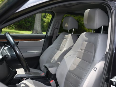 Used 2018 Honda CR-V Touring image 13