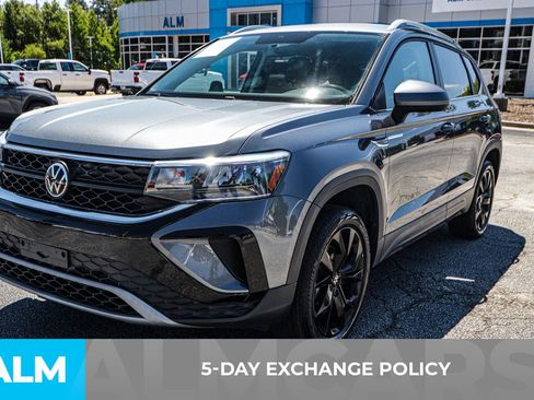Used 2022 Volkswagen Taos SE image 5