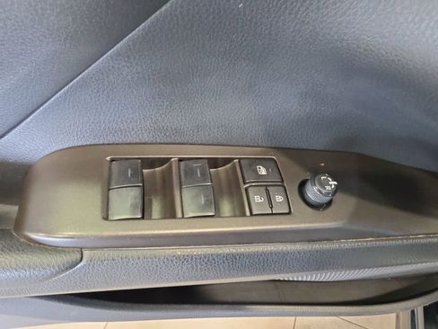 Used 2024 Toyota Camry SE FWD image 16