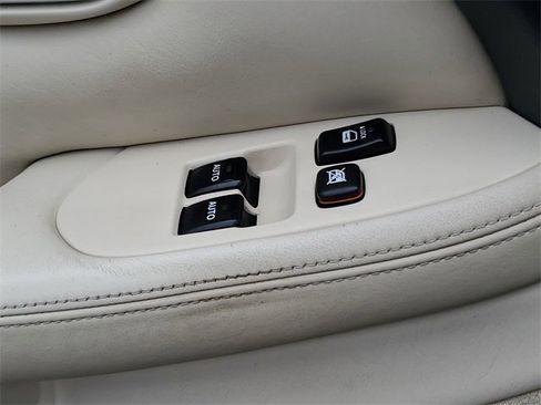 Used 2005 Lexus SC 430 Convertible image 22