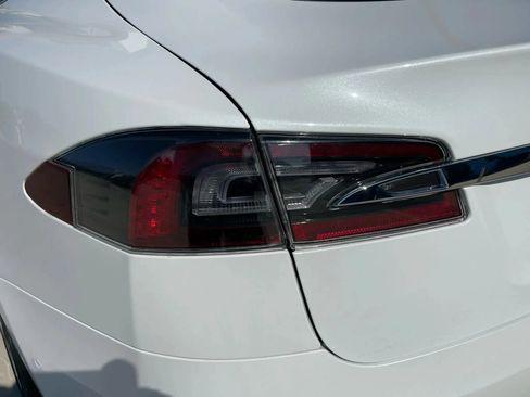 Used 2020 Tesla Model S Long Range Plus AWD/4WD image 46