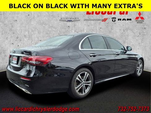 Used 2022 Mercedes-Benz E 350 4MATIC Sedan image 2