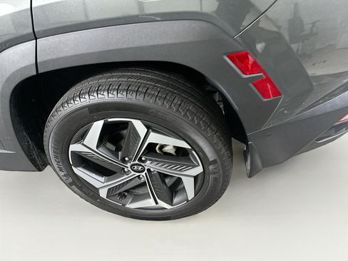 Used 2022 Hyundai Tucson Limited image 11