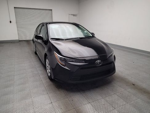 Used 2025 Toyota Corolla LE image 14
