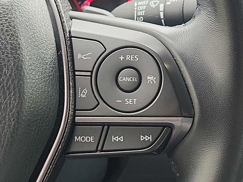 Used 2023 Toyota Camry XSE FWD image 21