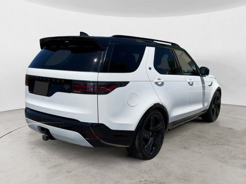 Certified 2022 Land Rover Discovery HSE R-Dynamic AWD/4WD image 4