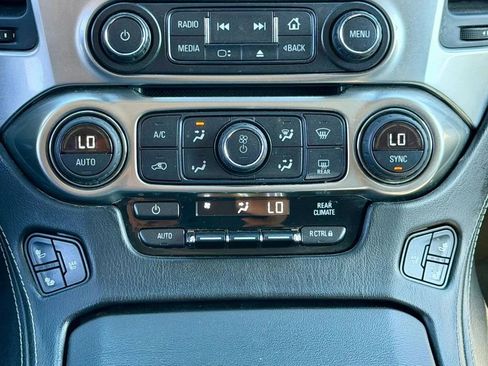 Used 2015 Chevrolet Tahoe LTZ AWD/4WD image 25