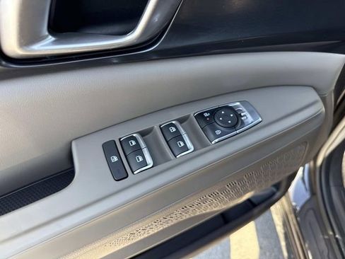 New 2026 Kia Carnival LXS FWD image 11