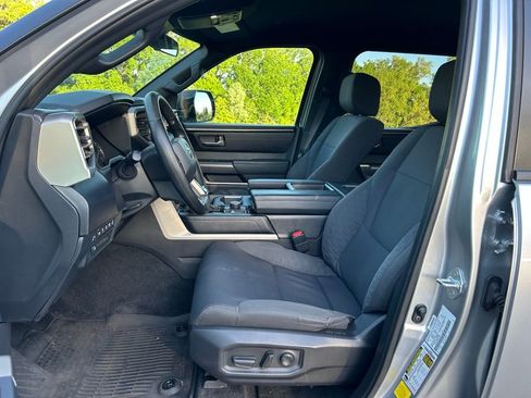 Used 2025 Toyota Tundra SR5 w/ SR5 Convenience Package image 14