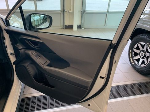 Certified 2025 Subaru Crosstrek 2.0i Premium image 22