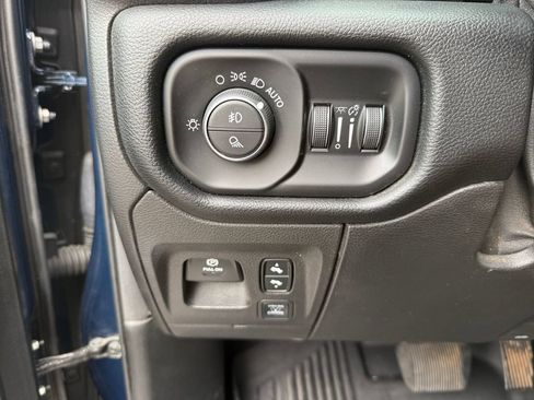 Used 2020 RAM 1500 Laramie w/ Sport Appearance Package AWD/4WD image 26