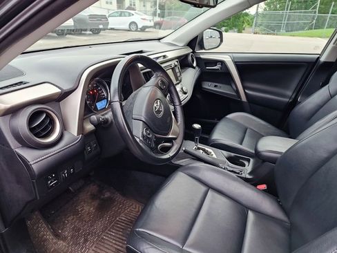 Used 2013 Toyota RAV4 Limited AWD/4WD image 10