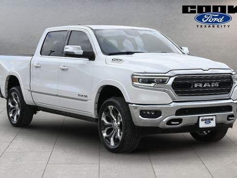 Used 2023 RAM 1500 Limited AWD/4WD image 2