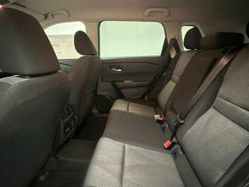 New 2026 Nissan Rogue SV AWD/4WD image 10