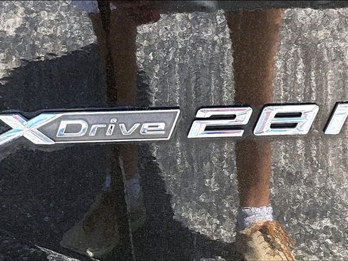 Used 2018 BMW X1 xDrive28i AWD/4WD image 24