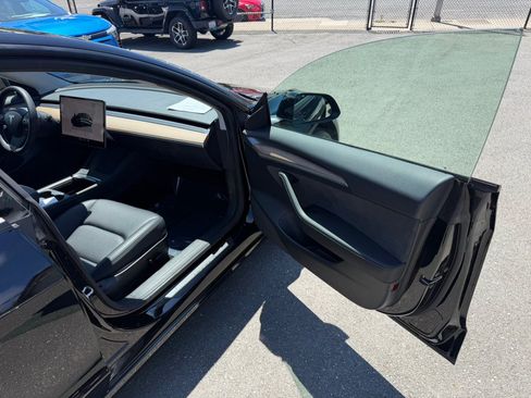 Used 2023 Tesla Model 3 Standard Range RWD image 36
