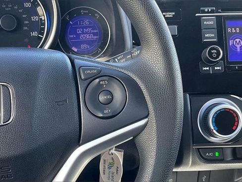 Used 2020 Honda Fit LX image 18