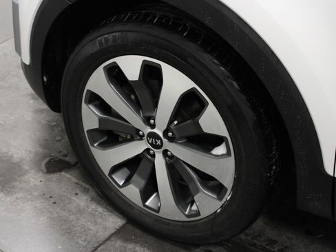 Used 2020 Kia Telluride S image 10