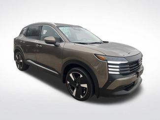 Certified 2025 Nissan Kicks SR AWD/4WD video 3