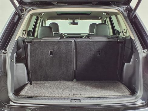 Used 2021 Volkswagen Atlas SE w/ Panoramic Sunroof Package image 15