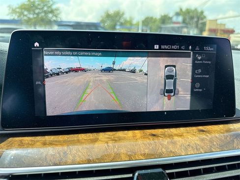 Used 2020 BMW M550i xDrive image 17