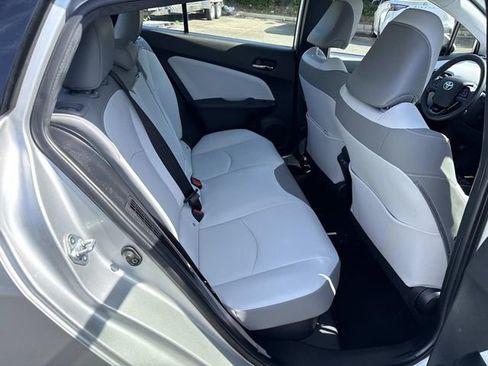 Used 2020 Toyota Prius Prime XLE w/ Carpet Mat Package FWD image 11