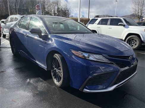 Used 2024 Toyota Camry XSE image 5