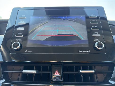Used 2023 Toyota Camry SE FWD image 16