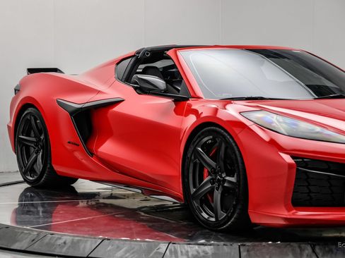 Used 2023 Chevrolet Corvette Z06 w/ Stealth Interior Trim Package RWD image 35