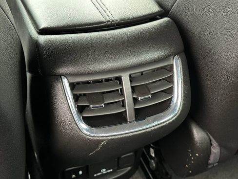 Used 2024 Chevrolet Malibu LT image 14