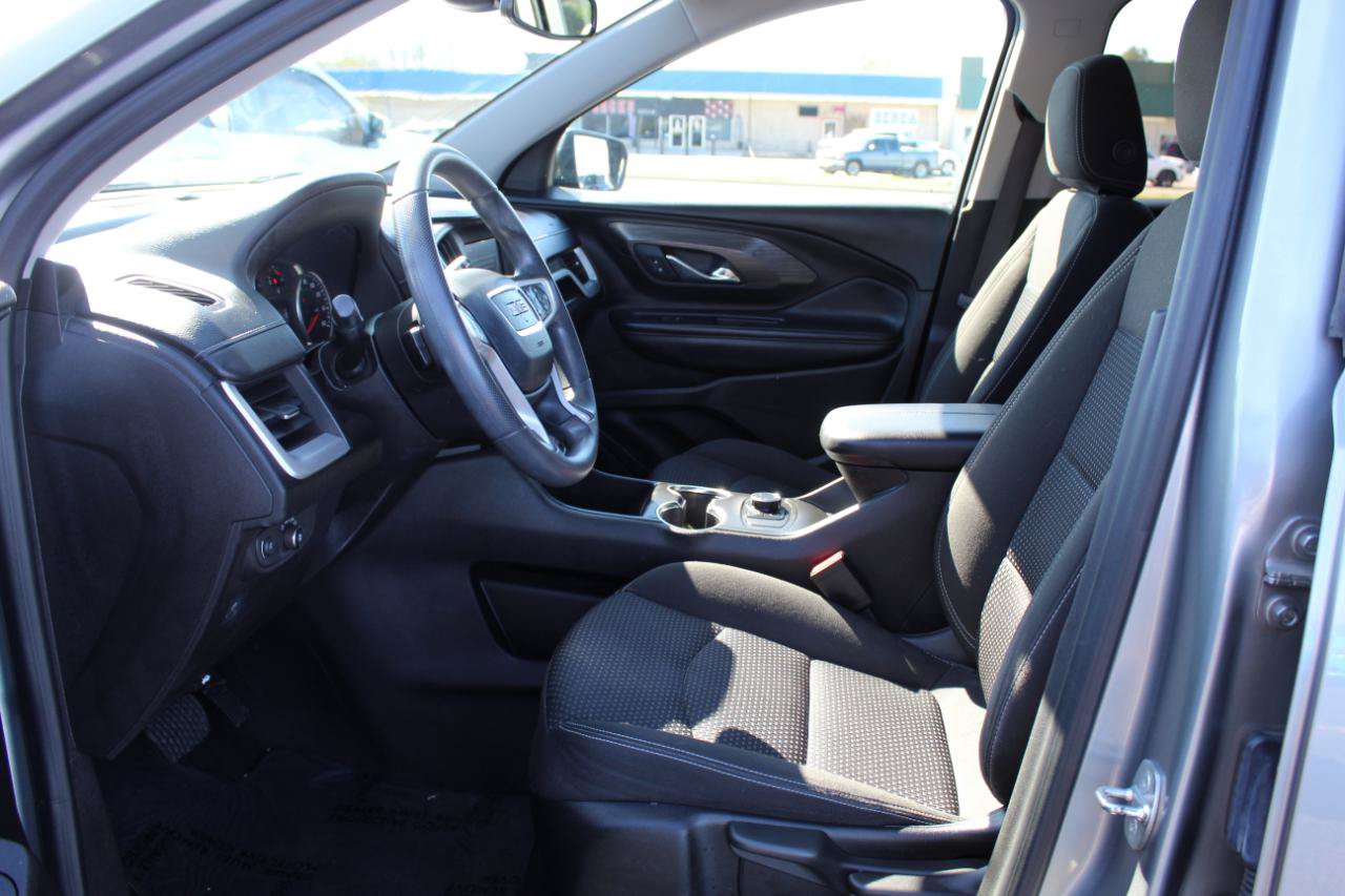 Used 2023 GMC Terrain SLE AWD/4WD image 9