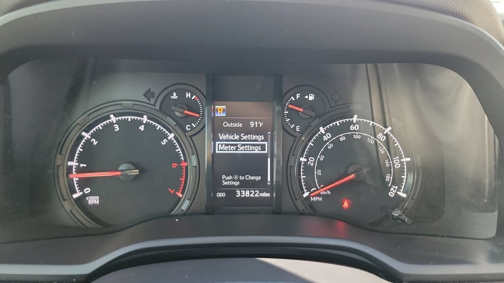 Used 2024 Toyota 4Runner SR5 Premium w/ Moonroof Package RWD image 23