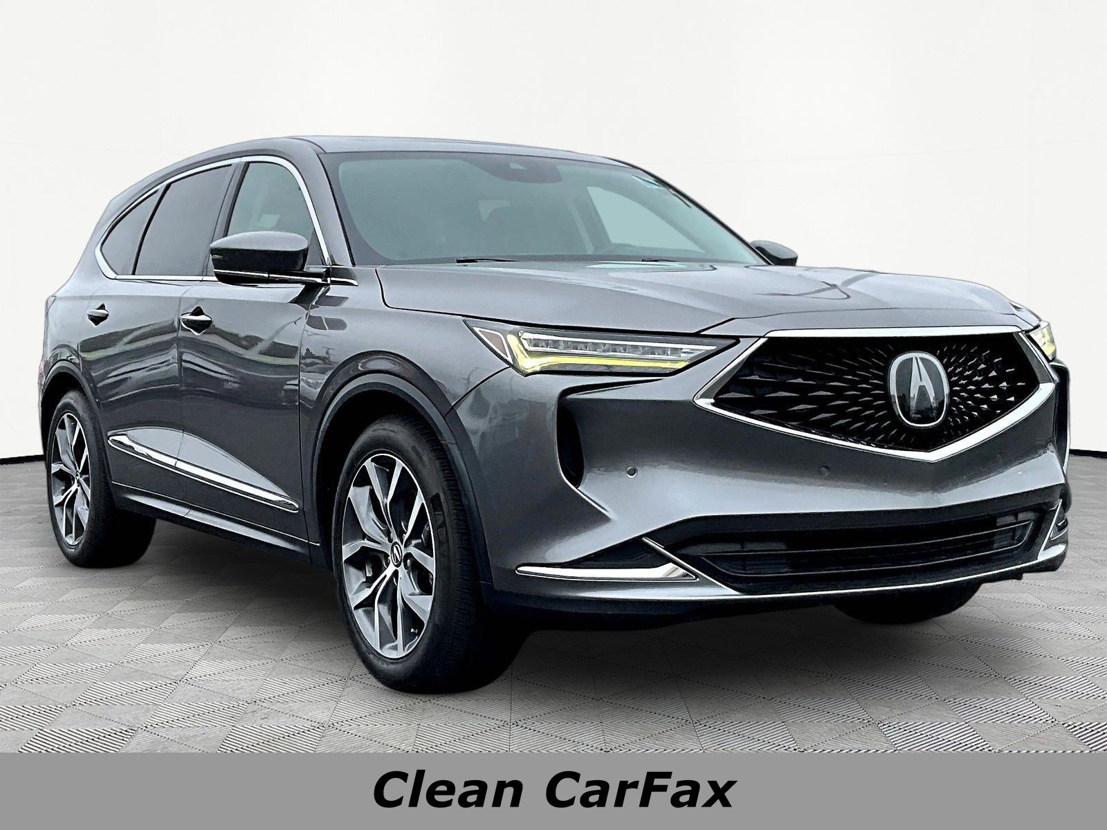 Used 2023 Acura MDX w/ Technology Package FWD image 3