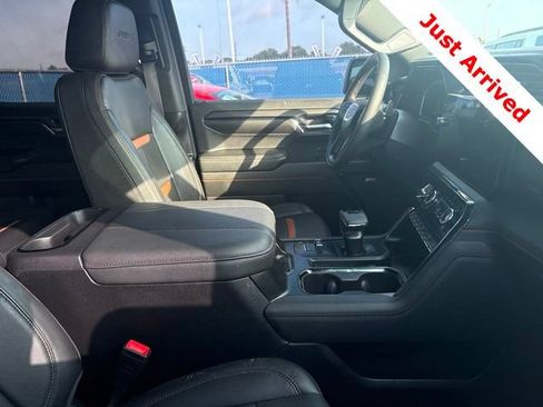 Used 2024 GMC Sierra 1500 AT4 AWD/4WD image 15