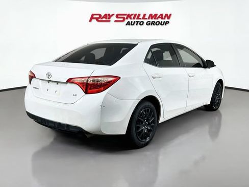 Used 2017 Toyota Corolla LE FWD image 7