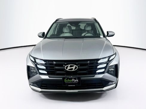 Used 2025 Hyundai Tucson SEL FWD image 2
