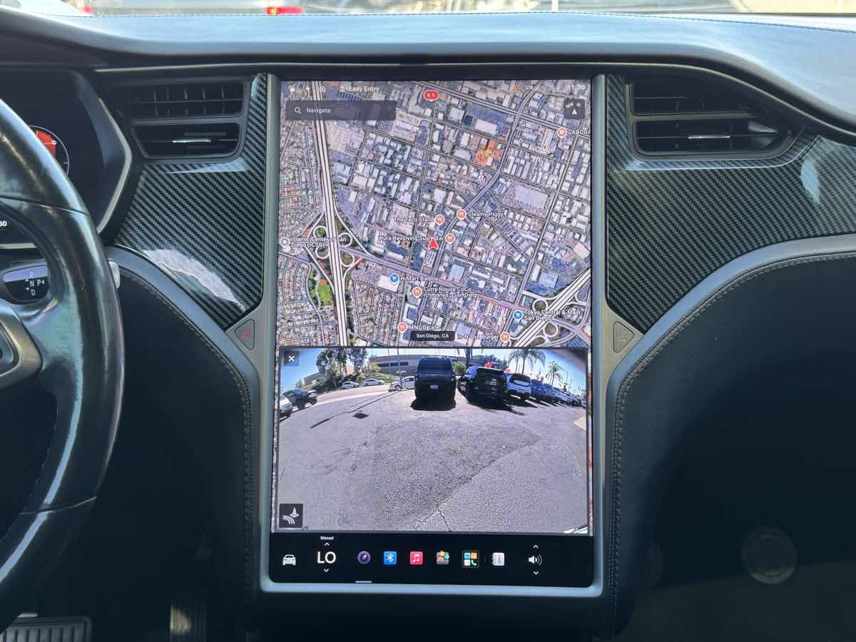 Used 2018 Tesla Model X AWD/4WD image 23