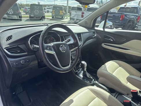 Used 2017 Buick Encore Essence AWD/4WD image 22