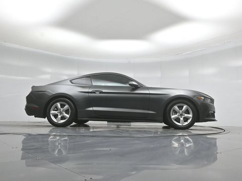 Certified 2017 Ford Mustang Coupe RWD image 44